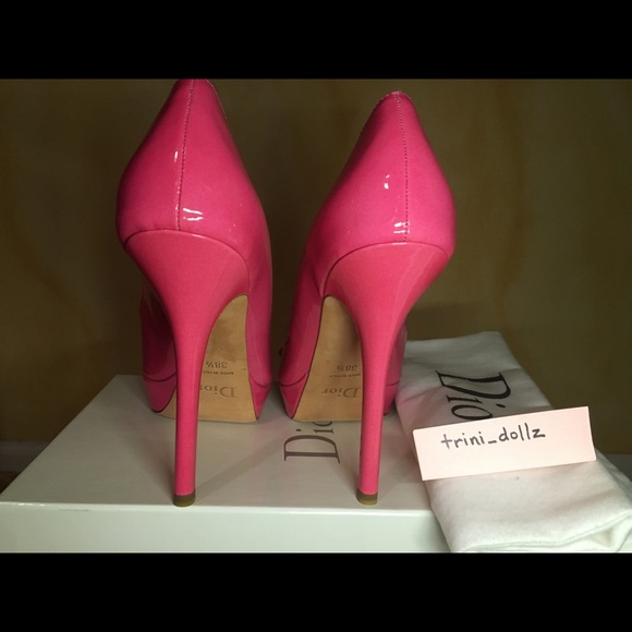 Christian Dior NWT VINTAGE Fuchsia Patent Leather Platform Dior Logo Heels 💕 - Picture 9 of 14